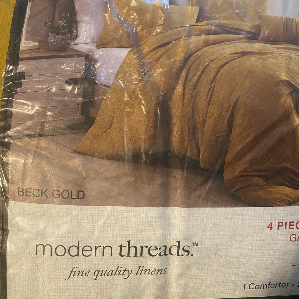 Mustard modern threads comforter size queen